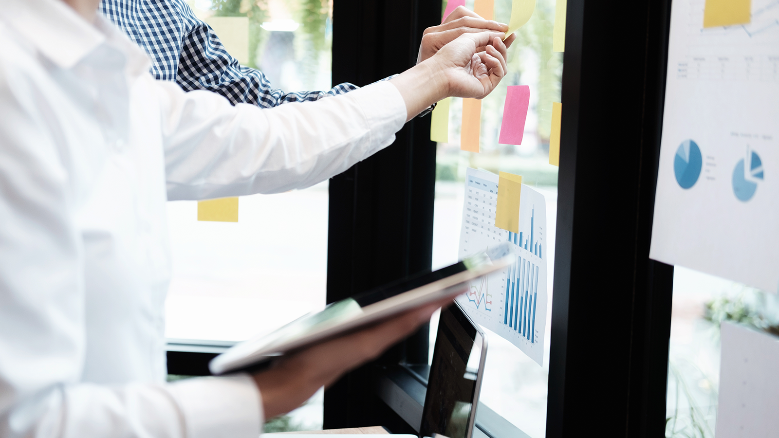 Aumentar la productividad y optimizar la gestión empresarial en 4 pasos